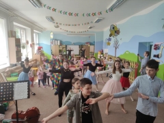 Návšteva ZUŠ v materských školách – fotografia 4